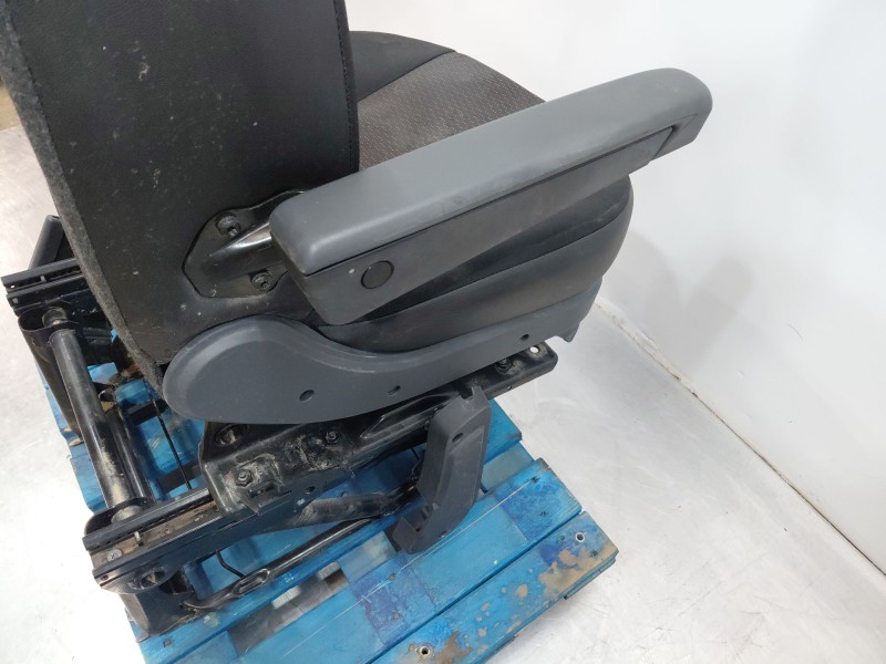 Recambio de asiento delantero izquierdo para citroën jumper iii furgoneta 2.2 hdi 130 referencia OEM IAM   