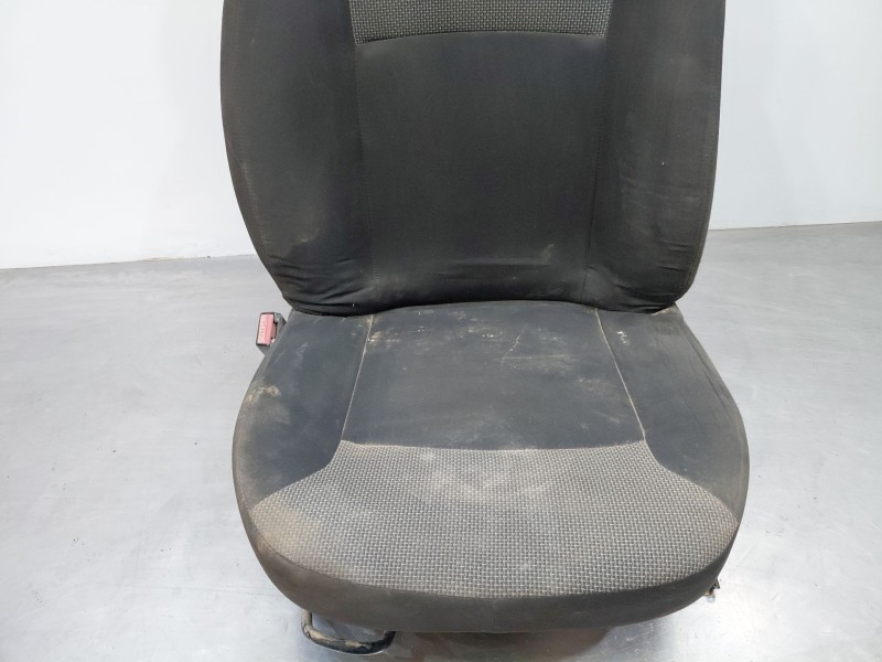 Recambio de asiento delantero izquierdo para dacia dokker express ambiance referencia OEM IAM   