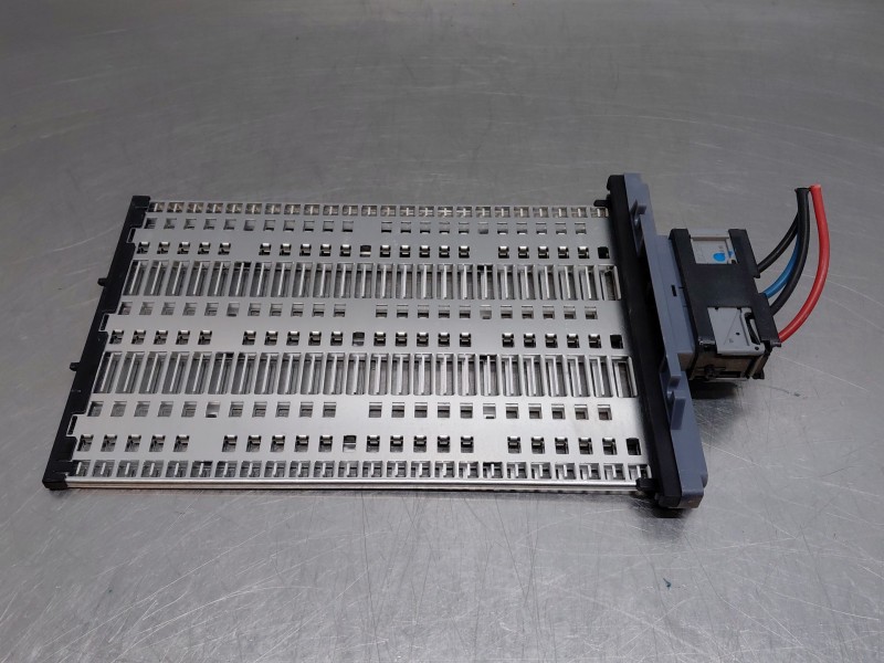 Recambio de resistencia calefaccion para hyundai kona hybrid referencia OEM IAM 97191J9000 H309330410 