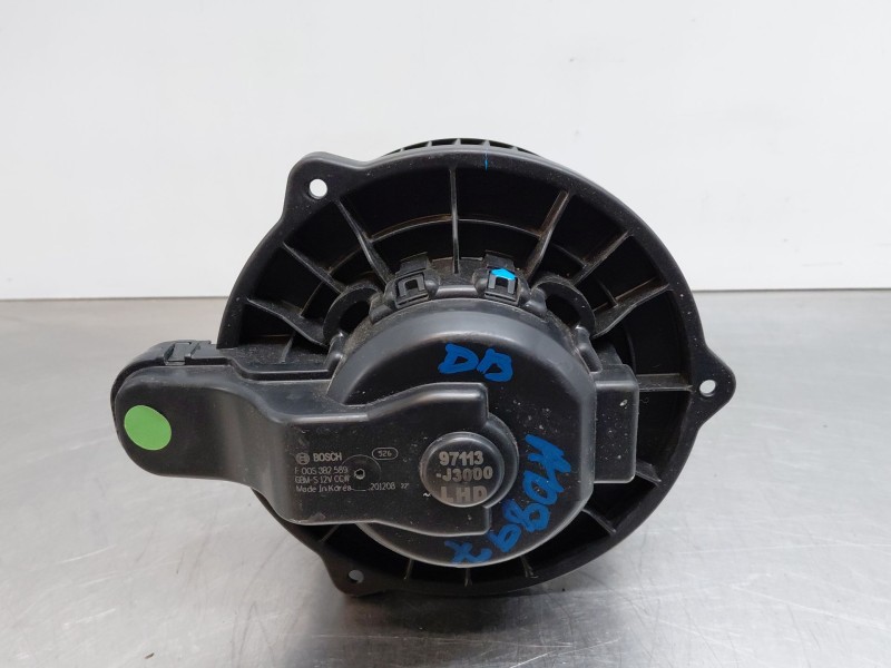 Recambio de motor calefaccion para hyundai kona hybrid referencia OEM IAM 97113J3000  