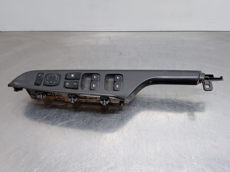 Recambio de mando elevalunas delantero izquierdo para hyundai kona hybrid referencia OEM IAM 93570J9100 3K54911200 