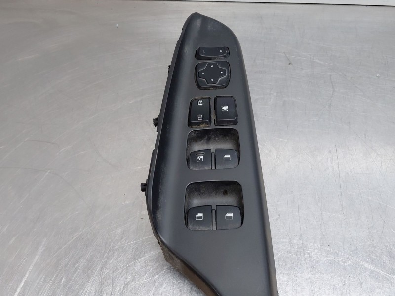 Recambio de mando elevalunas delantero izquierdo para hyundai kona hybrid referencia OEM IAM 93570J9100 3K54911200 