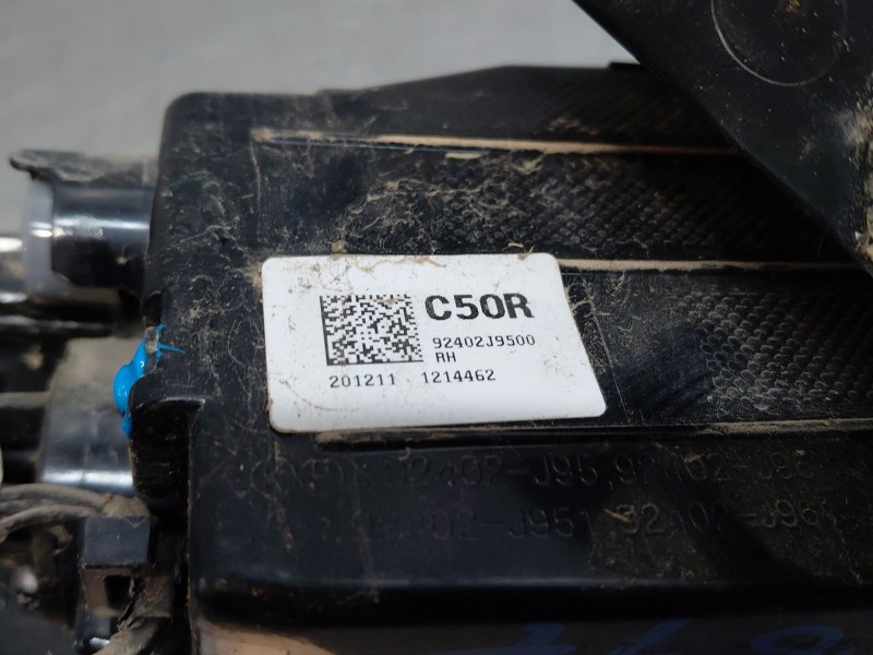 Recambio de piloto trasero derecho para hyundai kona hybrid referencia OEM IAM 92402J9500  