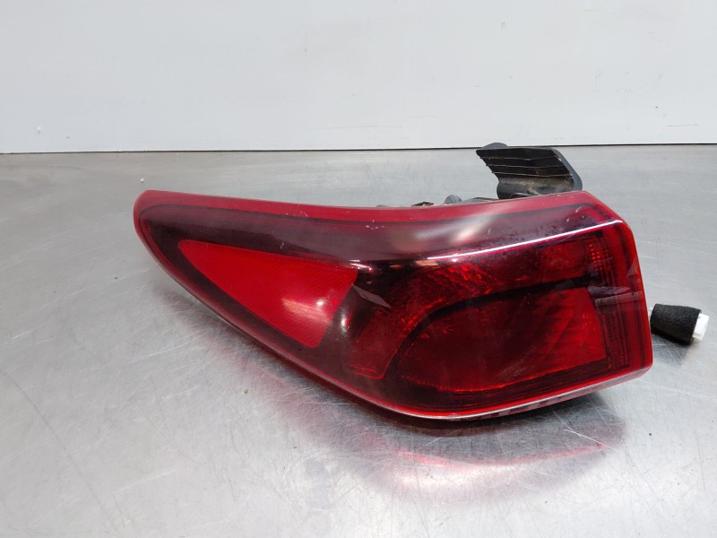 Recambio de piloto trasero izquierdo para hyundai kona hybrid referencia OEM IAM 92401J9500  