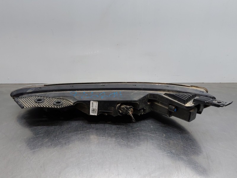 Recambio de piloto delantero derecho para hyundai kona hybrid referencia OEM IAM 92208J9500  