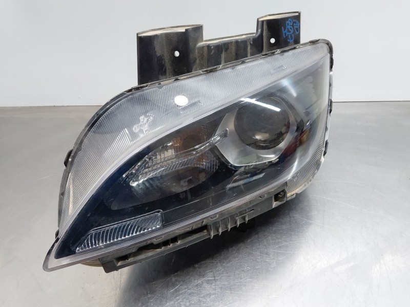 Recambio de faro izquierdo para hyundai kona hybrid referencia OEM IAM 92101J9500  
