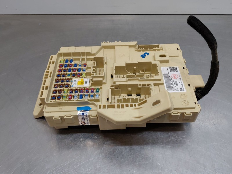 Recambio de caja reles / fusibles para hyundai kona hybrid referencia OEM IAM 91951CM060  