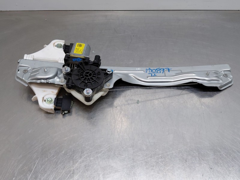 Recambio de elevalunas trasero izquierdo para hyundai kona hybrid referencia OEM IAM 83403J9000  