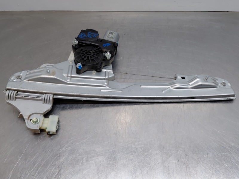 Recambio de elevalunas delantero izquierdo para hyundai kona hybrid referencia OEM IAM 82403J9000  