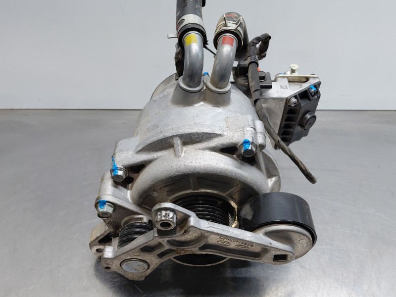 Recambio de alternador para hyundai kona hybrid referencia OEM IAM 3739003900  