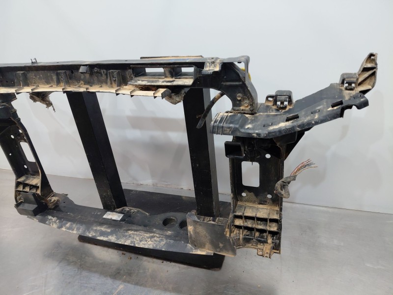 Recambio de panel frontal para hyundai tucson (tl, tle) 1.6 gdi referencia OEM IAM 64101D7001  