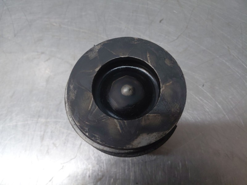Recambio de piston para bmw serie x1 (f48) sdrive18d referencia OEM IAM 11258519401  