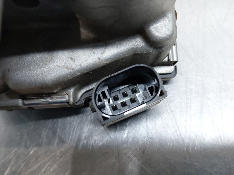 Recambio de caja mariposa para hyundai kona hybrid referencia OEM IAM 3510003HA0  