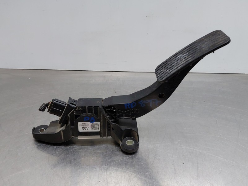 Recambio de pedal acelerador para hyundai kona hybrid referencia OEM IAM 32700H8100  