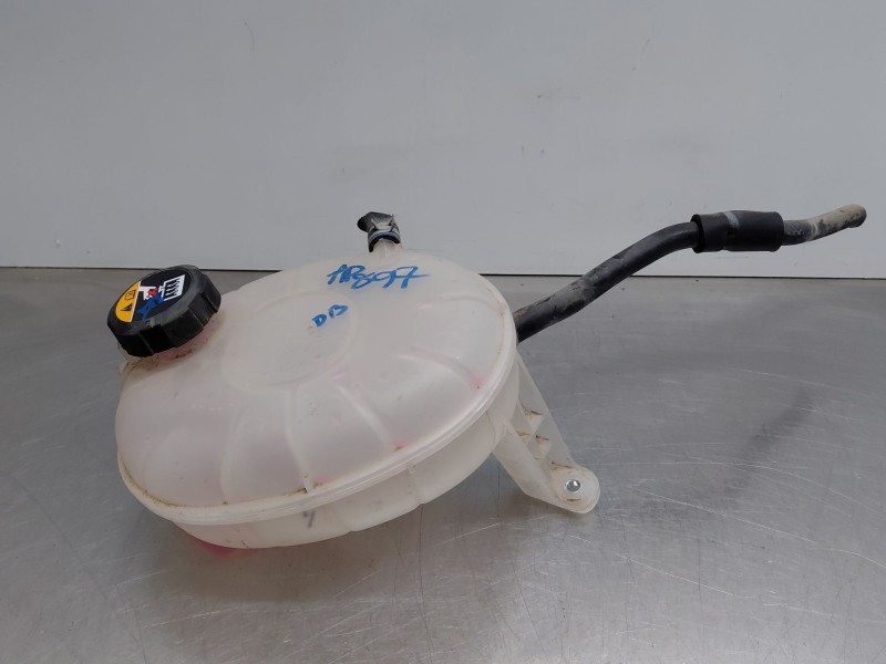 Recambio de deposito expansion para hyundai kona hybrid referencia OEM IAM 25430CM000  