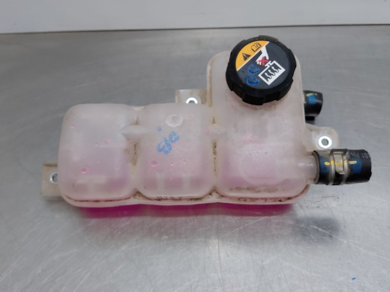 Recambio de deposito expansion para hyundai kona hybrid referencia OEM IAM 25430G2800  