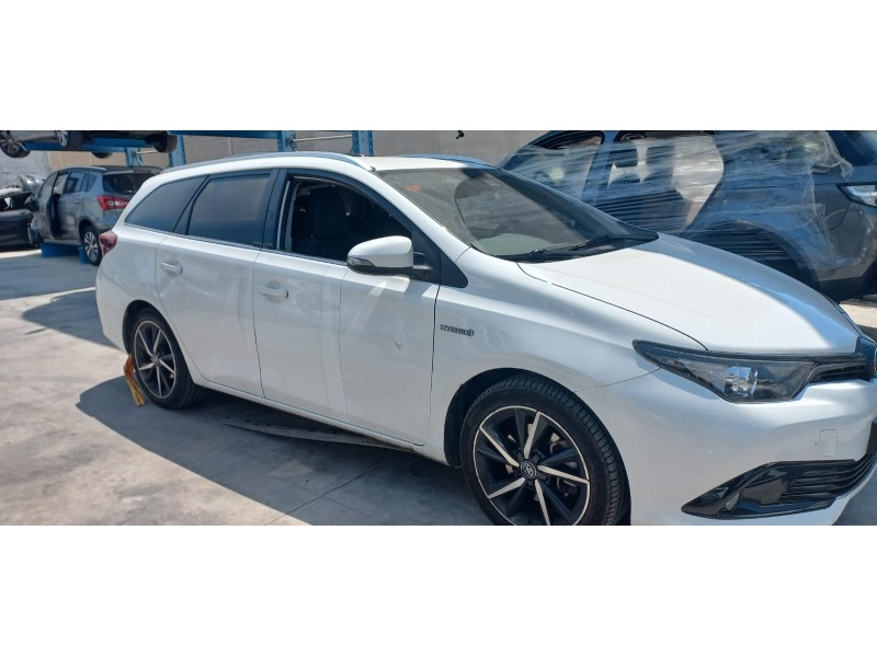 toyota auris touring sports (e18) del año 2018 toyota auris touring sports (e18) del año 2018