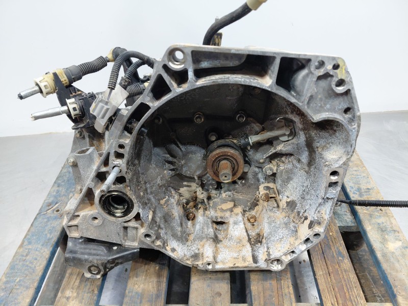 Recambio de caja cambios para renault clio iv life referencia OEM IAM   