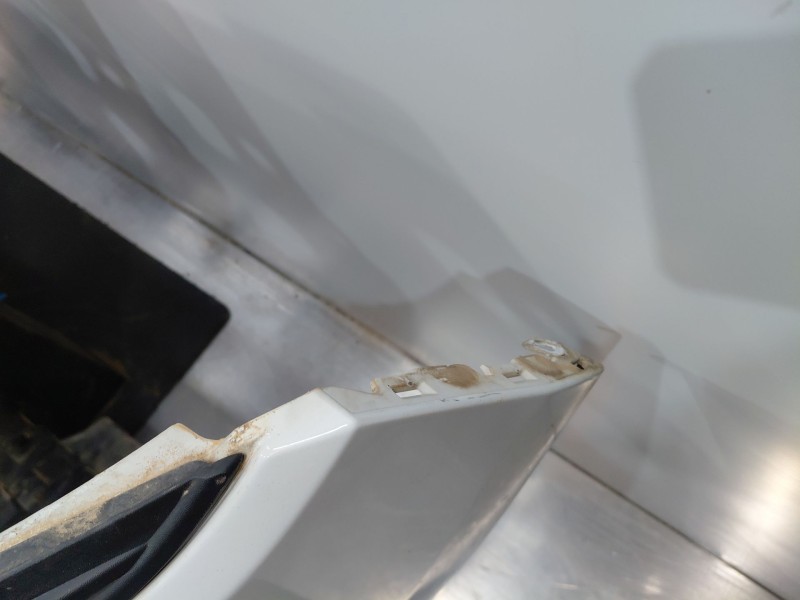 Recambio de paragolpes delantero para renault clio iv life referencia OEM IAM   