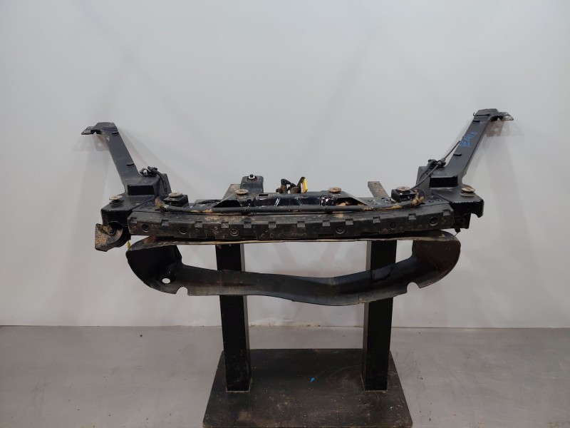 Recambio de panel frontal para maserati quattroporte granlusso referencia OEM IAM   