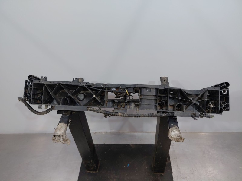 Recambio de panel frontal para renault clio iv life referencia OEM IAM   