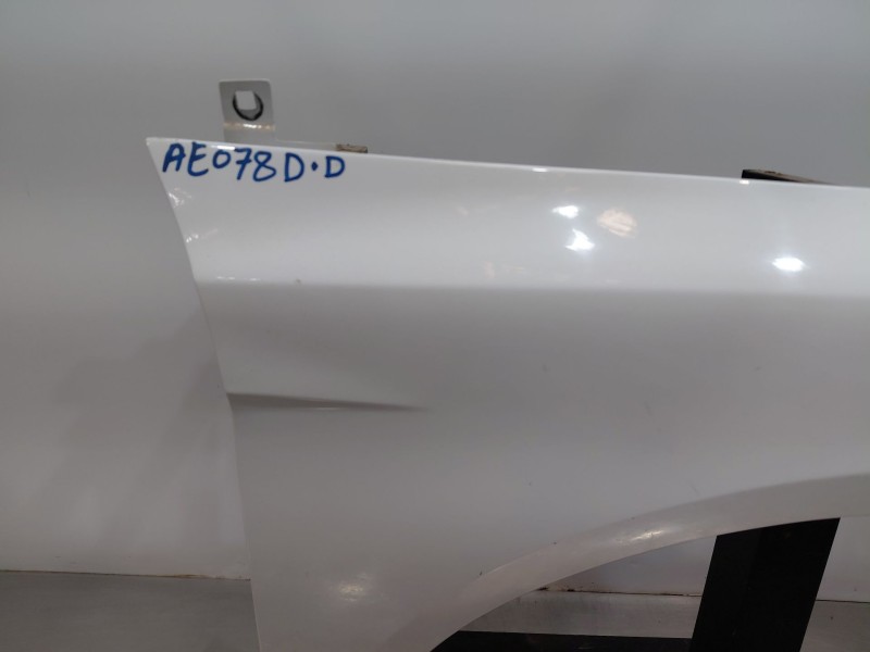 Recambio de aleta delantera derecha para ford focus lim. (cb8) trend referencia OEM IAM   