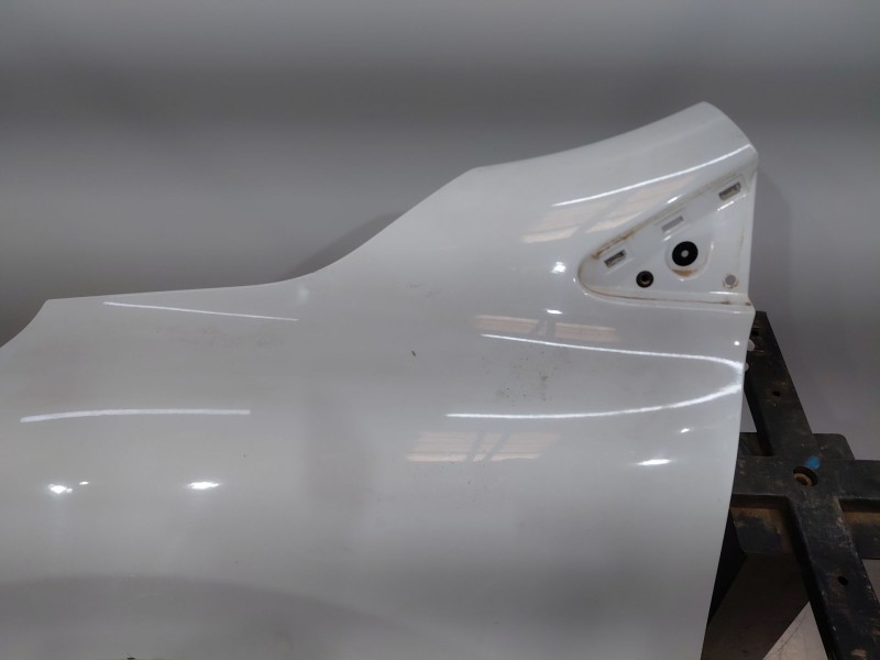 Recambio de aleta delantera izquierda para renault clio iv life referencia OEM IAM   