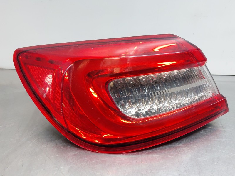 Recambio de piloto trasero izquierdo para maserati quattroporte granlusso referencia OEM IAM   