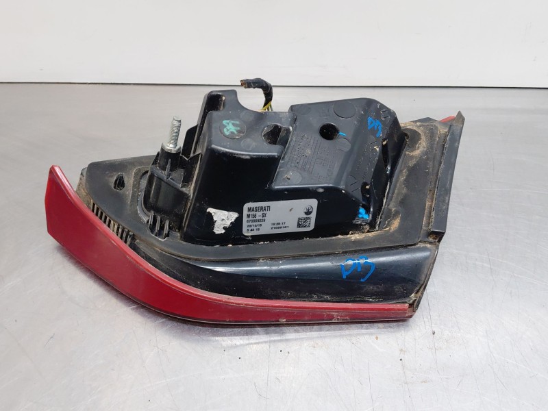 Recambio de piloto trasero izquierdo interior para maserati quattroporte granlusso referencia OEM IAM   