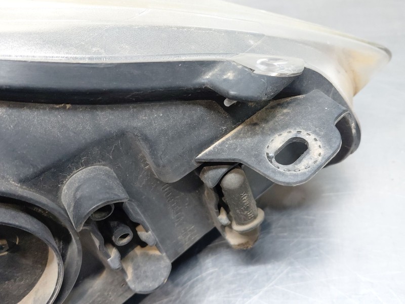 Recambio de faro izquierdo para ford focus lim. (cb8) trend referencia OEM IAM   