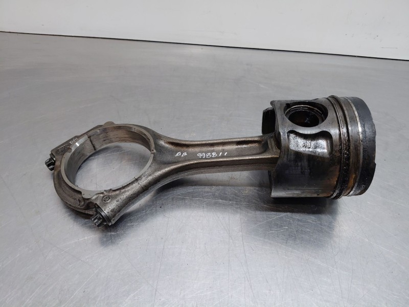 Recambio de biela para maserati quattroporte granlusso referencia OEM IAM   