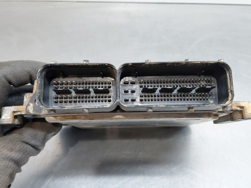 Recambio de centralita motor uce para maserati quattroporte granlusso referencia OEM IAM   