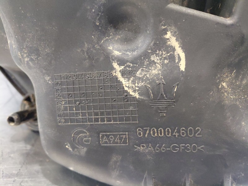 Recambio de filtro aire para maserati quattroporte granlusso referencia OEM IAM   