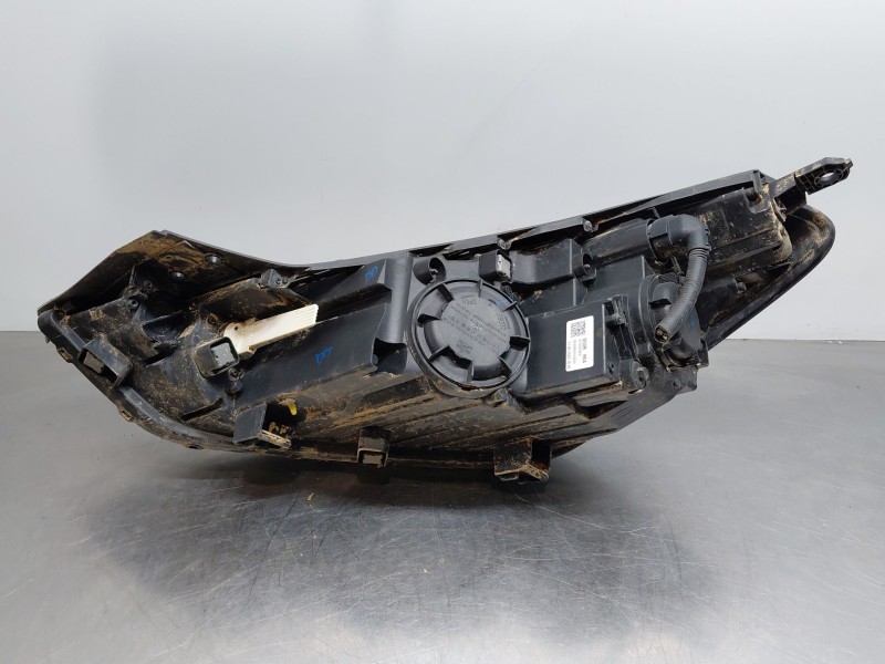 Recambio de faro derecho para hyundai tucson (tl, tle) 1.6 gdi referencia OEM IAM   