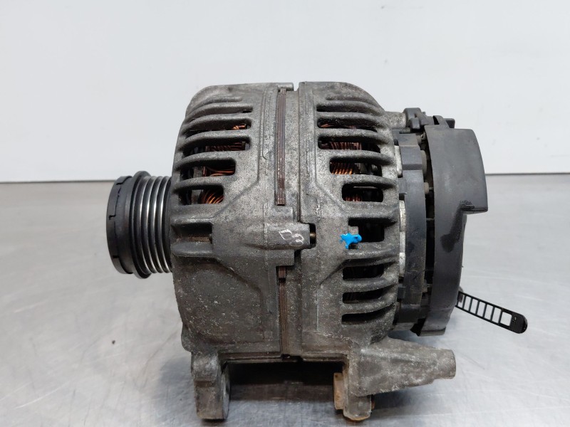 Recambio de alternador para audi a4 b5 avant (8d5) 1.9 tdi referencia OEM IAM   