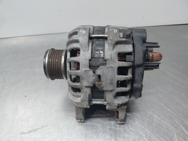 Recambio de alternador para dacia dokker express ambiance referencia OEM IAM   