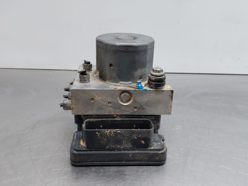 Recambio de abs para maserati quattroporte granlusso referencia OEM IAM   