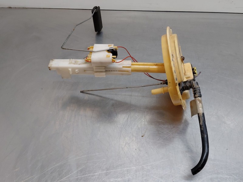 Recambio de aforador para maserati quattroporte granlusso referencia OEM IAM   