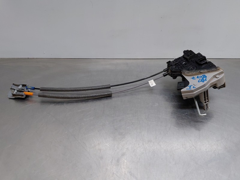 Recambio de cerradura puerta trasera izquierda para hyundai kona hybrid referencia OEM IAM 81410J9000  