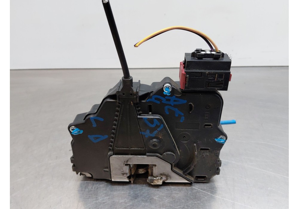 Recambio de cerradura puerta lateral derecha para citroën jumper iii furgoneta 2.2 hdi 130 referencia OEM IAM   