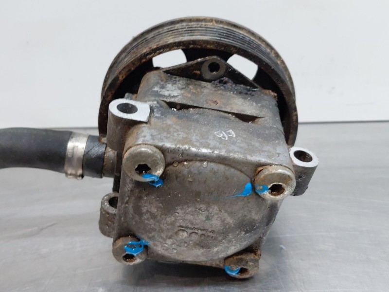 Recambio de bomba direccion para maserati quattroporte granlusso referencia OEM IAM   