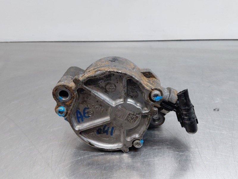 Recambio de depresor freno / bomba vacio para maserati quattroporte granlusso referencia OEM IAM   