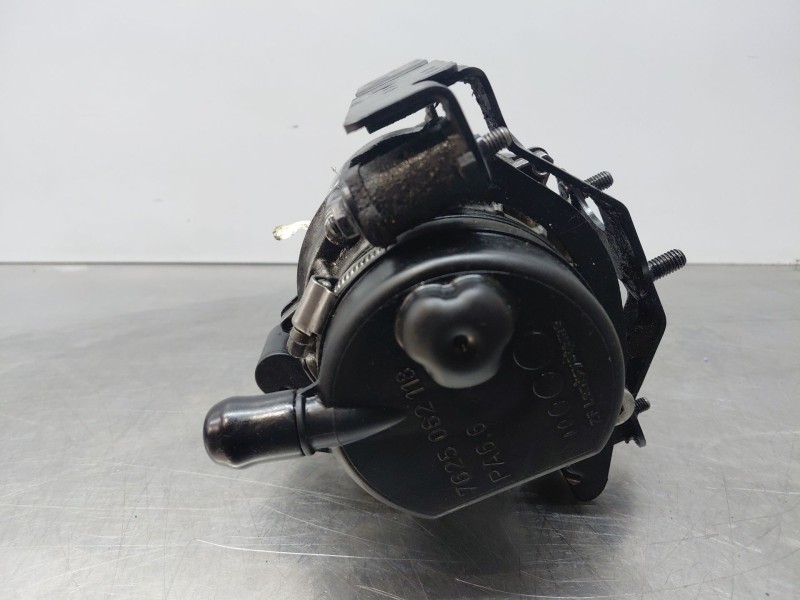 Recambio de bomba direccion para bmw mini cabrio (r52) one referencia OEM IAM 32416778425 6779945 