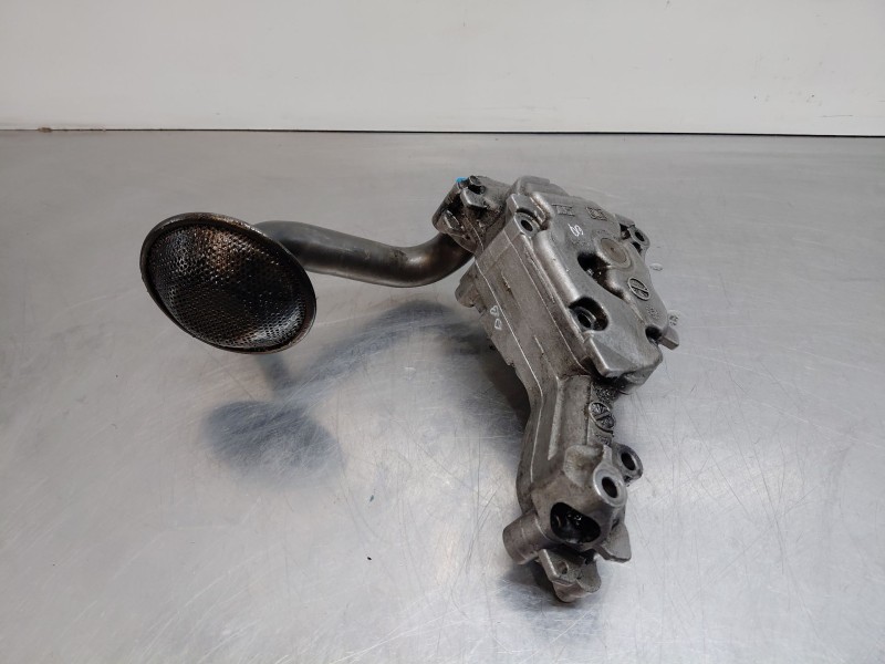Recambio de bomba aceite para maserati quattroporte granlusso referencia OEM IAM   