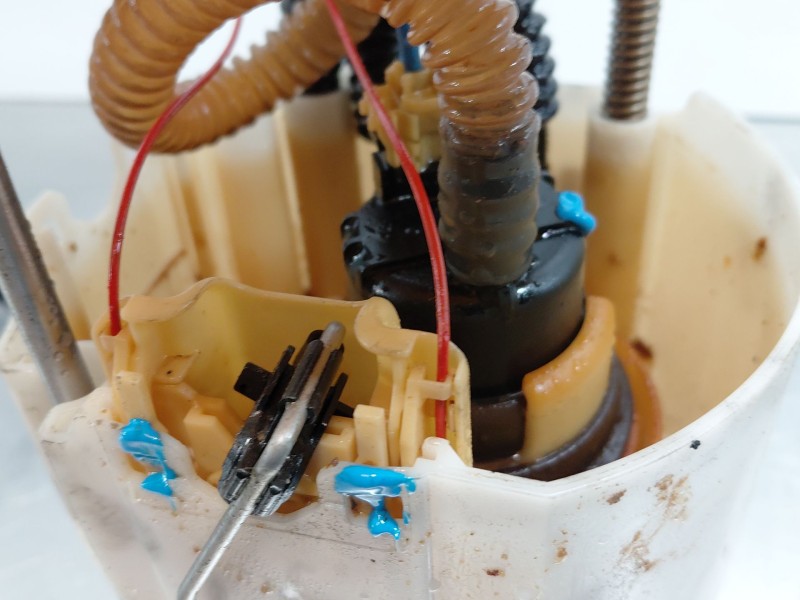 Recambio de aforador para maserati quattroporte granlusso referencia OEM IAM   