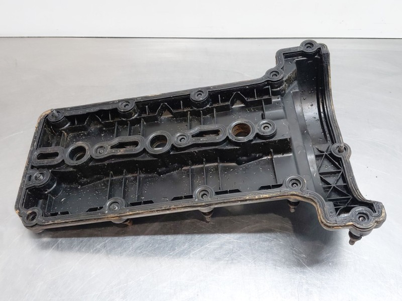 Recambio de tapa balancines para maserati quattroporte granlusso referencia OEM IAM   