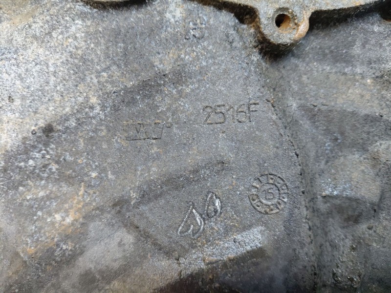 Recambio de tapa distribucion para maserati quattroporte granlusso referencia OEM IAM   