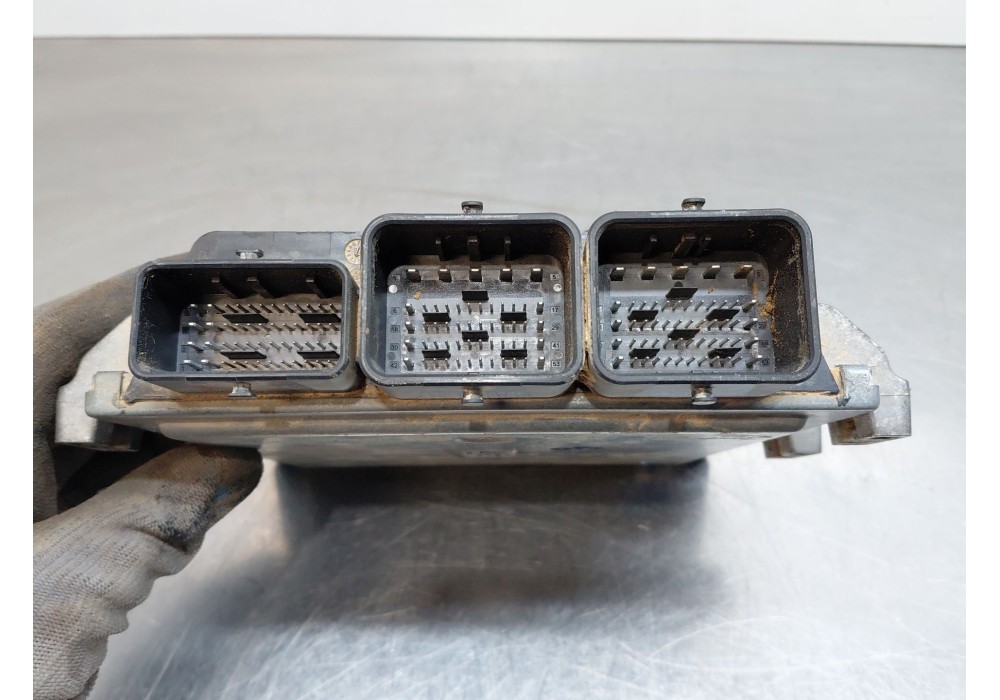 Recambio de centralita motor uce para citroën jumper iii furgoneta 2.2 hdi 130 referencia OEM IAM   