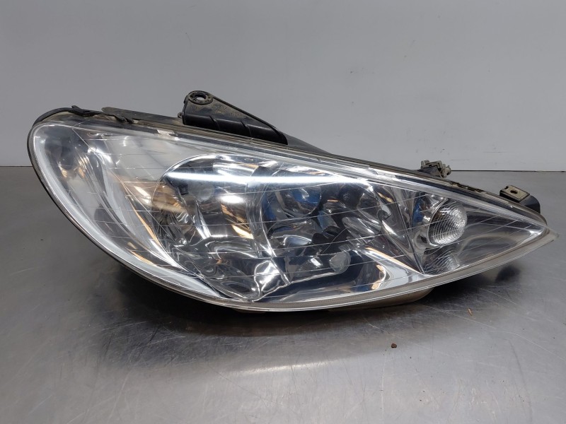 Recambio de faro derecho para peugeot 206 hatchback (2a/c) 1.6 16v referencia OEM IAM   