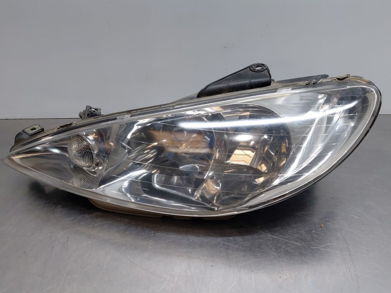 Recambio de faro izquierdo para peugeot 206 hatchback (2a/c) 1.6 16v referencia OEM IAM   